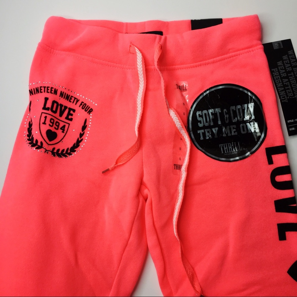 Thrill maternity sweat pants coral small